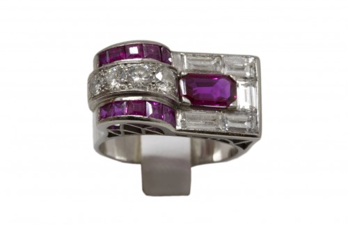 Bague Rubis vers 1930