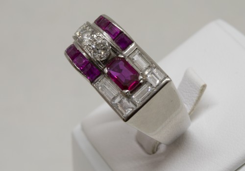 Ruby Ring circa 1930 - Antique Jewellery Style Art Déco