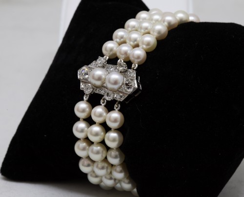 Antique Jewellery  - &quot;Akoya&quot; pearl bracelet