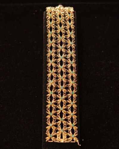 20th century - Boucheron - gold bracelet set with emerald