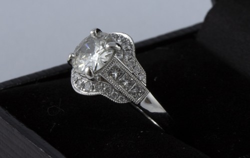 Antique Jewellery  - Ring in 18K white gold and diamonds