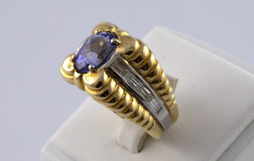 18K Gold, Platinum, Tanzanite and Diamond Ring - Antique Jewellery Style 50