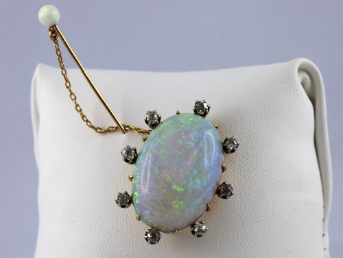Broche en Or serti d'une Opale et diamants - Bijouterie, Joaillerie Style 