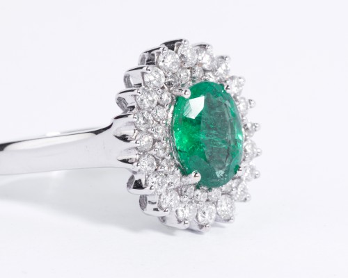 white gold ring set with an emerald and small diamonds - Antique Jewellery Style 