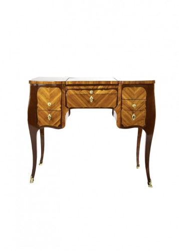 Parisian Poudreuse of the Transitional Period, ca. 1770 - 