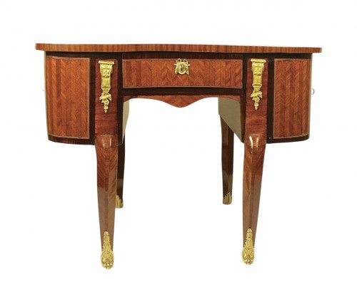 Bonheur du Jour d'époque Louis XV en Marqueterie