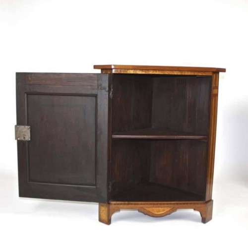 Antiquités - Pair of Louis XVI Marquetry Encoignures after Daniel Deloose