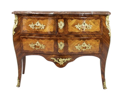 Commode Louis XV estampillée P. Roussel