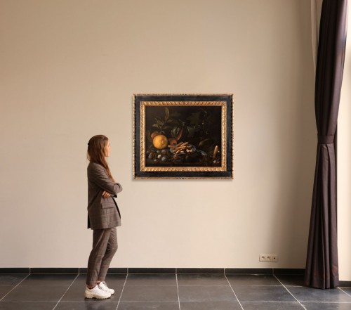 Nature morte au pain, au citron et aux pruneaux - Attribuée à Giuseppe Recco - 