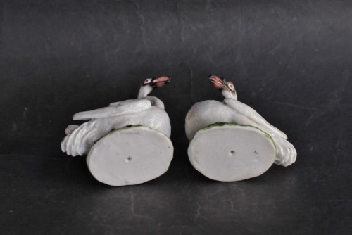 Pair of swans in Meissen porcelain, circa 1745 - Porcelain & Faience Style 