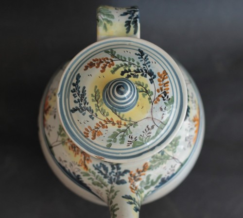 18th century - Chevrette in earthenware of Pesaro (Italy) of the 18th century