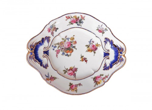 Display dish in Sèvres soft paste porcelain 18th century