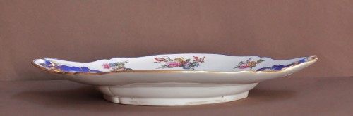 Porcelain & Faience  - Display dish in Sèvres soft paste porcelain 18th century