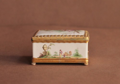 Enamel snuff box with brass mounting, Germany circa 1775 - 