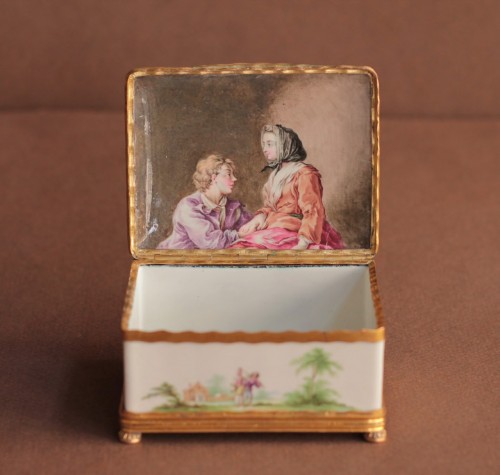Antiquités - Boîte tabatière en émail et monture en laiton Allemagne vers 1775