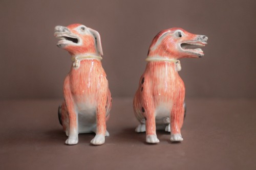 Chinese porcelain dogs, Qianlong period (1736-1795). - 