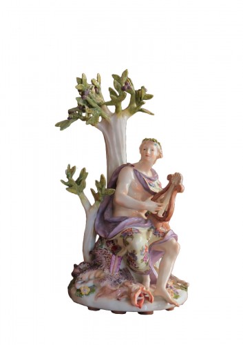 Groupe en porcelaine de Meissen, Apollon et le serpent python, vers 1750