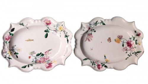 Deux plats en faïence de Marseille, Veuve Perrin, XVIIIe siècle.