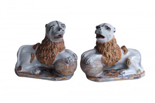 Pair of lions