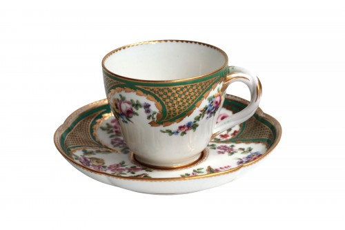 Tasse à fond vert