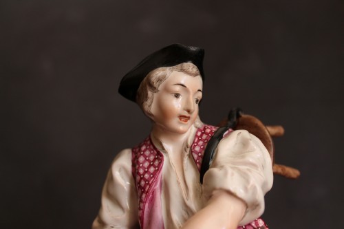 Niderviller earthenware statuette, the tinker or the shoeshine boy, 18th century - 