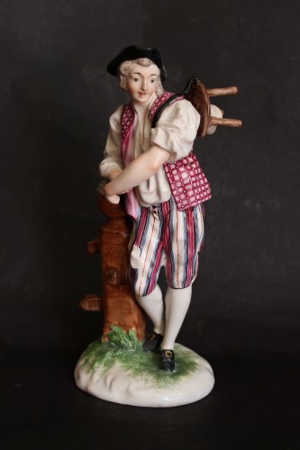 Antiquités - Niderviller earthenware statuette, the tinker or the shoeshine boy, 18th century
