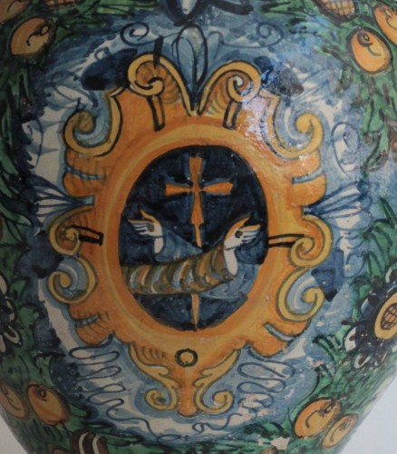 Porcelain & Faience  - Large Jar in Montelupo majolica, 17th century