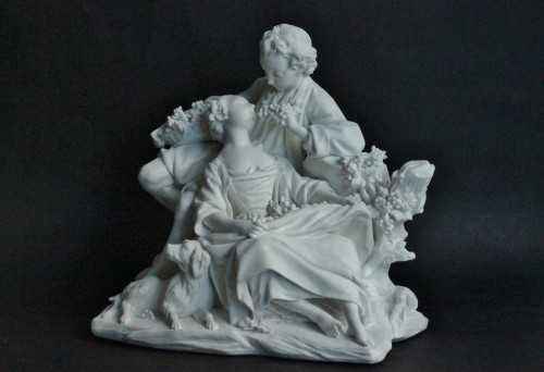 Vincennes-Sèvres porcelain biscuit group depicting grape eaters, c. 1755  - Porcelain & Faience Style Louis XV