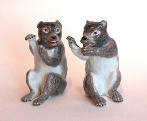 Deux ours en porcelaine de Meissen, modèle de Kaendler vers 1745 - Céramiques, Porcelaines Style Louis XV