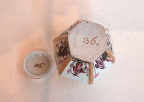 Meissen porcelain tea caddy, circa 1725-30, - Louis XV