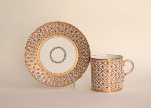 Gobelet litron en porcelaine de Sèvres vers 1775 - Céramiques, Porcelaines Style Louis XVI