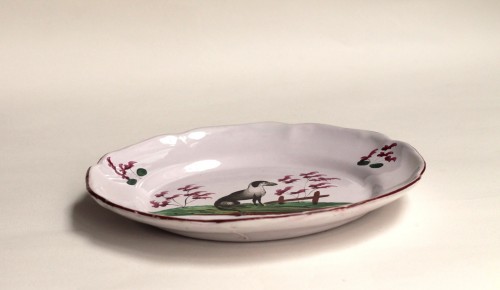 Earthenware plate from Les Islettes, Bois d'Epenses (Meuse), depicting a dog - 