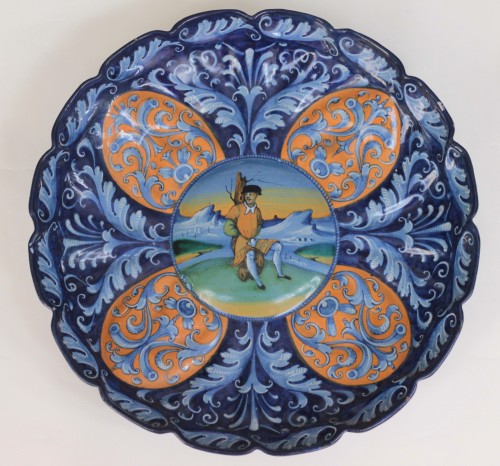 Faenza majolica crespina with an “a quartieri” design, circa 1535–45 - Porcelain & Faience Style Renaissance