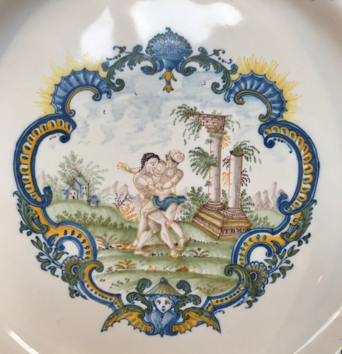 Assiette mythologique Moustiers vers 1745-1750 - JM Béalu & Fils