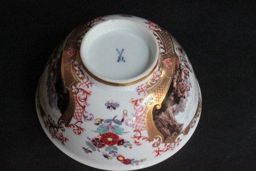Céramiques, Porcelaines  - Bol en porcelaine de Meissen à décor de paysage Maritime