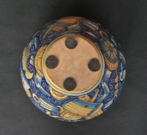 <= 16th century - Venetian earthenware vase, Workshop of Maestro Domenico