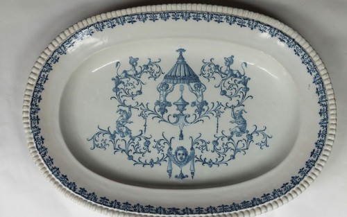 Faïence de Montpellier, grand plat ovale - Céramiques, Porcelaines Style 