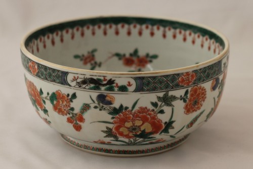 18th century - Chinese Green Family Porcelain terrine, kangxi period (1662-1722)