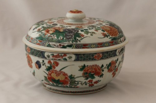 Terrine Famille Verte, Chine époque Kangxi (1662-1722) - 