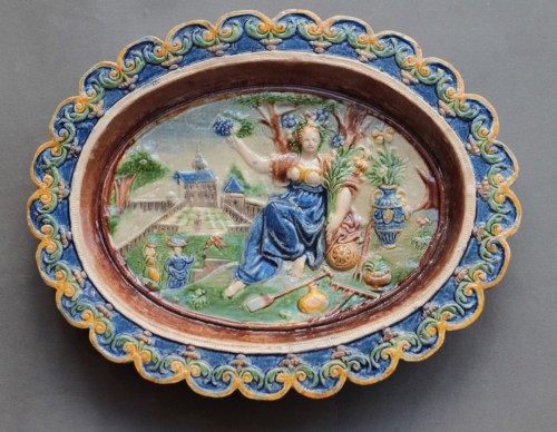 Enamelled terracotta dish &quot;La Belle jardinière&quot; school of Bernard Palissy - 