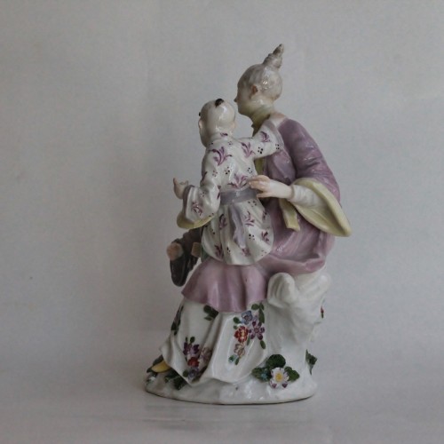 Meissen porcelain group representing the Chinese family, circa 1750 - 