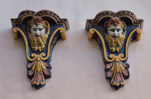 Two wall brackets in Rouen faience, circa1725-30 - Transition