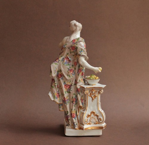 Groupe en porcelaine de Meissen représentant l'allégorie du goût, vers 1750-55 - JM Béalu & Fils