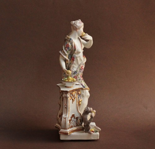 XVIIIe siècle - Groupe en porcelaine de Meissen représentant l'allégorie du goût, vers 1750-55