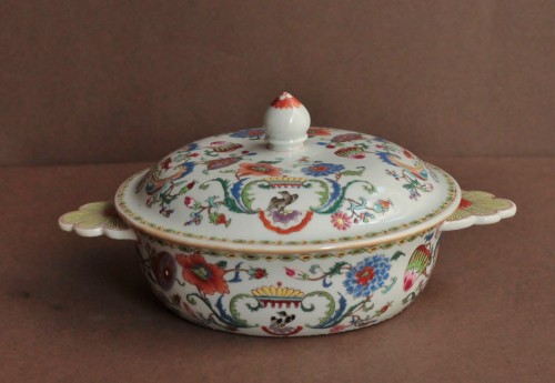 Bouillon en porcelaine de Chine à décor Pompadour, époque Qianlong vers 1750 - JM Béalu & Fils
