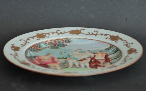 Céramiques, Porcelaines  - Le Jugement de Paris décor d'une assiette en porcelaine de Chine, 18e siècle