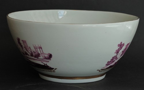 Large porcelain bowl of Tournai  - Porcelain & Faience Style 