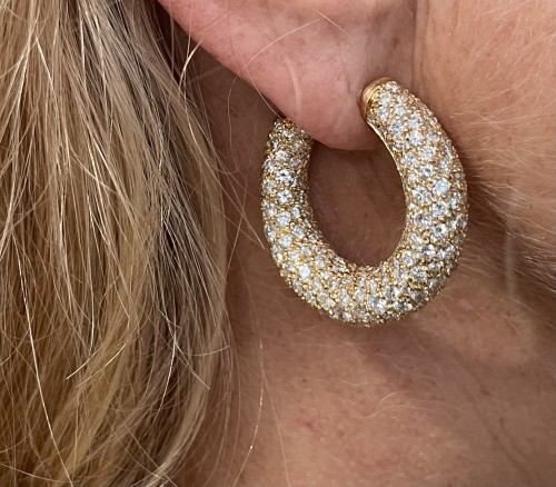 Bijouterie, Joaillerie  - Boucheron - Paire de boucles d'oreilles créoles en or et diamants