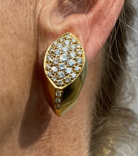 Clips d'oreilles en or jaune et diamants - Bijouterie, Joaillerie Style 