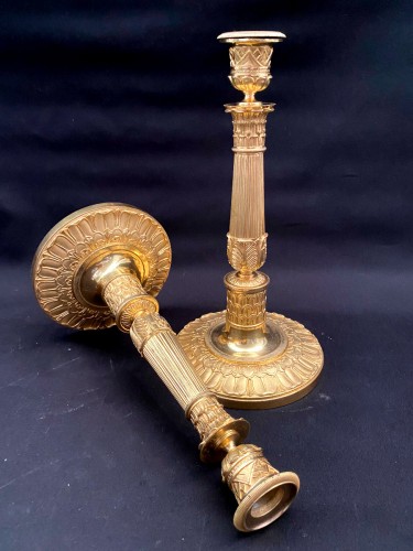 Paire de flambeaux Empire en bronze doré - Jullion Antiquités